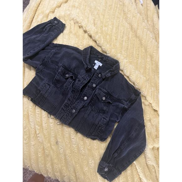 Women’s Black Cropped Denim Jean Jacket Forever 21 Size Small - Picture 1 of 6